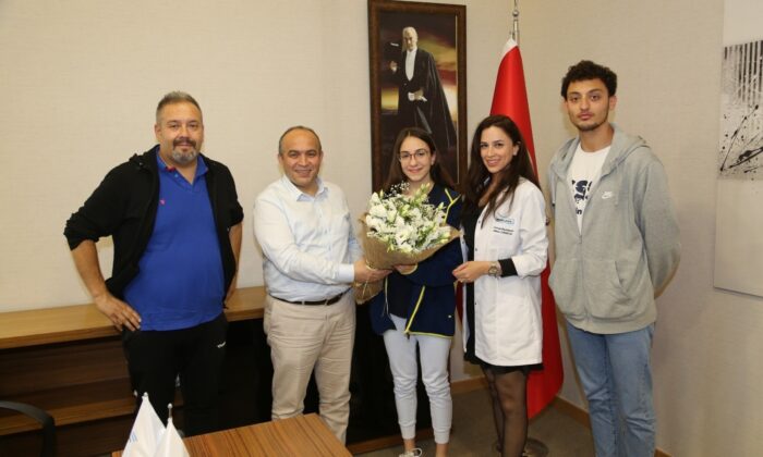 Milli yüzücüye diyetisyen desteği