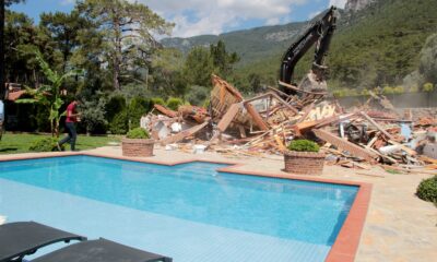 Milyon dolarlık kaçak villa yerle bir edildi