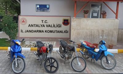 Motosiklet hırsızları yakalandı