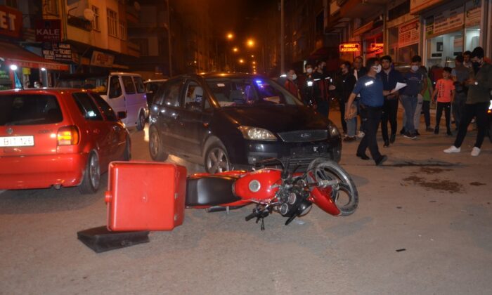 Motosiklet kuryesi kazada yaralandı