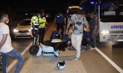 Motosiklet savruldu, sürücü ve arkadaşı yaralandı