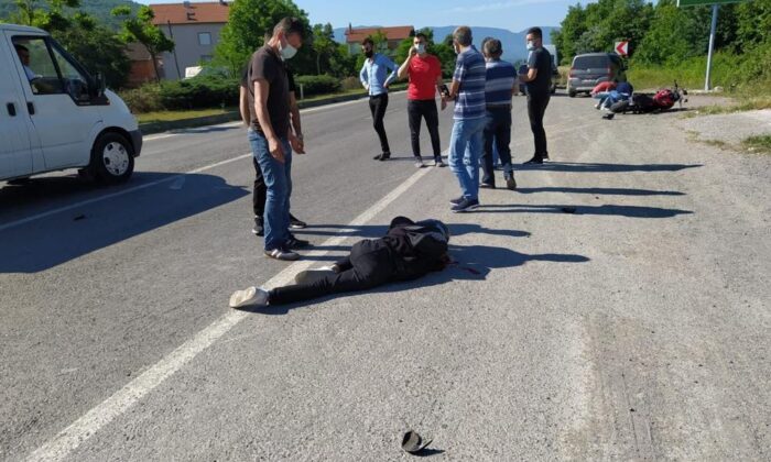 Motosikletiyle kaza yaptı: 2 ağır yaralı