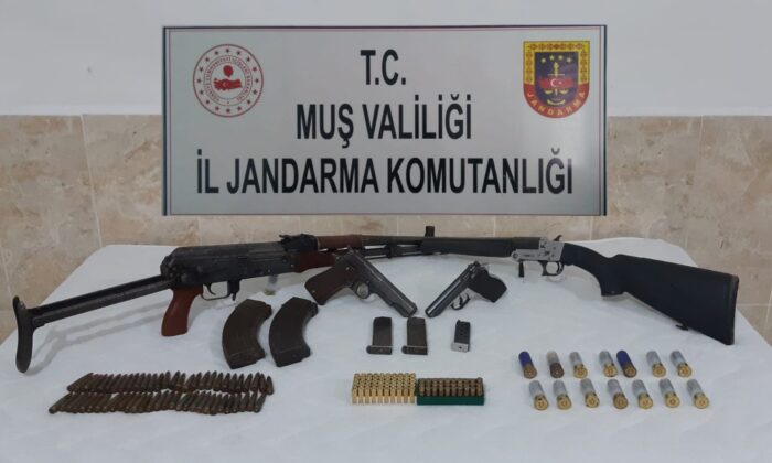 Muş’ta silah kaçakçılığı: 4 gözaltı