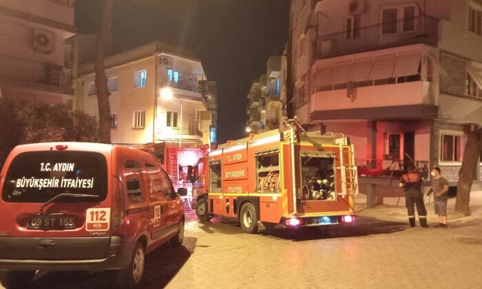 Mutfakta başlayan yangın, tüm mahalleyi sokağa döktü