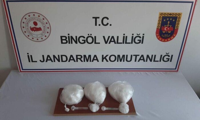 Narkotik köpeği ‘Ezber’ 1 milyon liralık uyuşturucuyu yakalattı