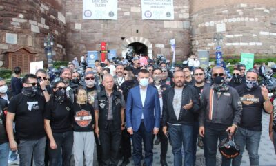 Narkotik ve Motorize ekiplerden uyuşturucu bağımlılığına karşı “Uyuma Hareket geç” konvoyu