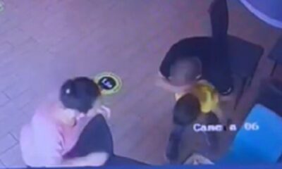 Nefes borusu tıkanan bebeği, işletme sahibi kurtardı