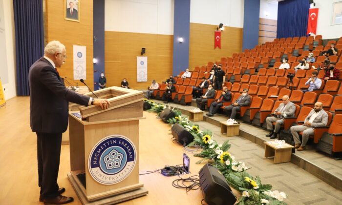 NEÜ’de Mısır Türkiye yakınlaşması ele alındı