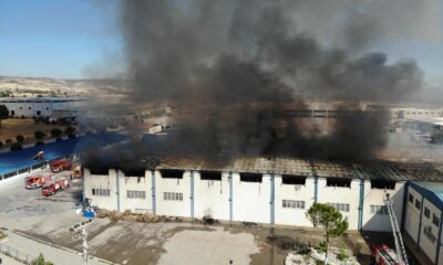 Nevresim fabrikası 8 saat sonra söndürüldü