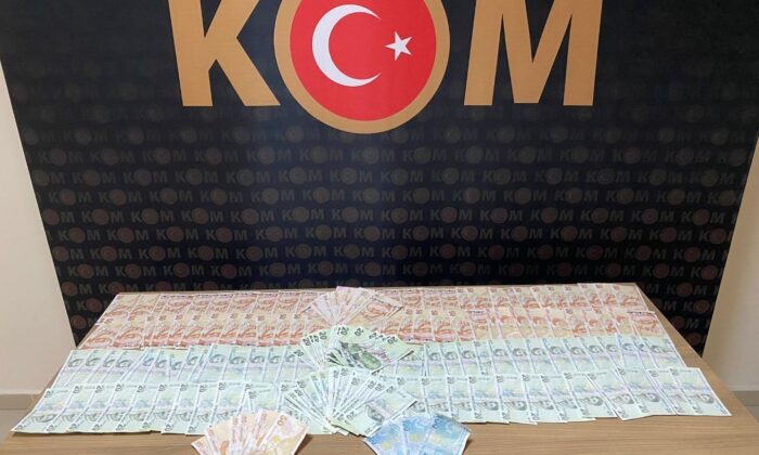 Nevşehir’de sahte çek ve sahte paradan 4 şüpheli yakalandı