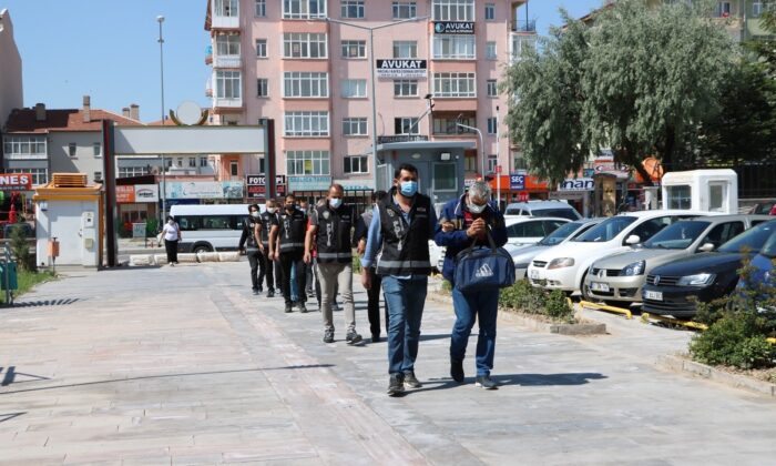 Niğde merkezli 9 ilde suç örgütü operasyonu: 14 gözaltı