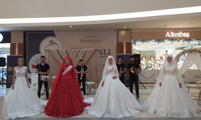 Normalleşme sonrası 1. Geleneksel Düğün Karnavalı düzenlendi