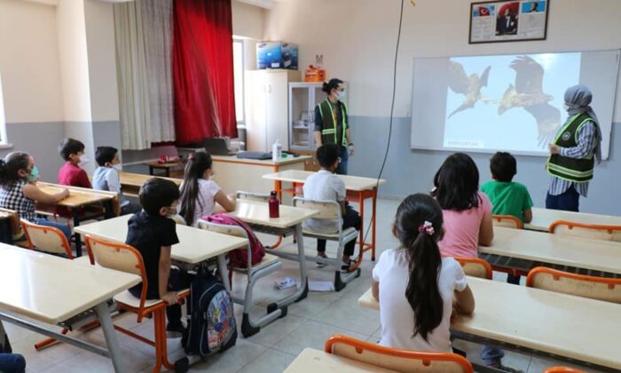 Öğrencilere tabiatın korunması eğitimi
