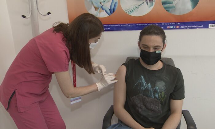 Öğretim üyelerinin ve üniversite personellerinin aşılanmasına başlandı