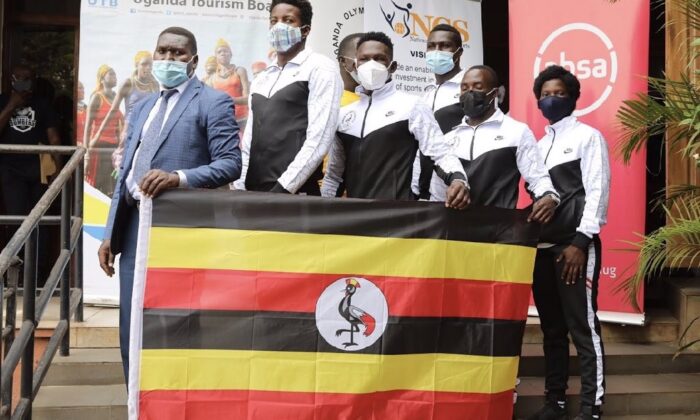 Olimpiyatlar için Tokyo’ya gelen bir kişinin Covid-19 testi pozitif çıktı