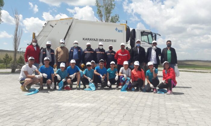 Önce çevre temizliği yaptılar sonra antrenmana çıktılar