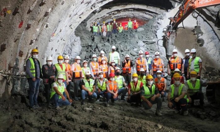 Ordu Çevre Yolu’ndaki 1280 metrelik tünelde ışık görüldü