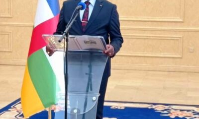 Orta Afrika Cumhuriyeti Başbakanı Ngrebada, Devlet Başkanı Touadera’ye istifasını sundu