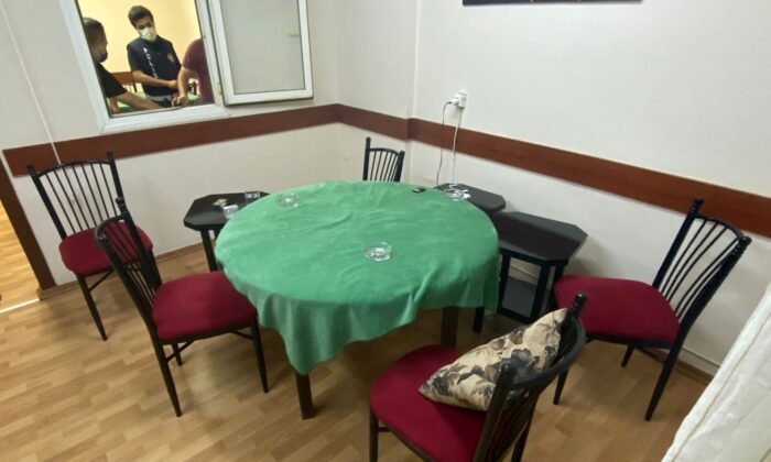 Osmaniye’de kumar oynayan 7 kişiye 28 bin lira ceza