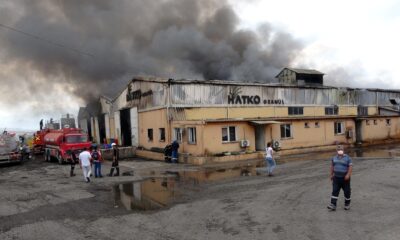 Osmaniye’de plastik geri dönüşüm fabrikasında çıkan yangın kontrol altına alındı