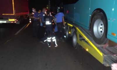 Otobanda Tır yayaya çarptı