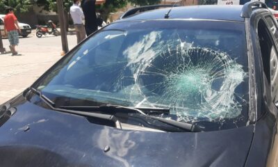 Otomobil, anne ile oğluna çarptı: 2 yaralı