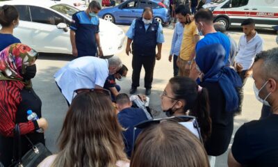 Otomobil yayaya çarptı, hastaneden koşarak gelen doktor ilk müdahaleyi yaptı