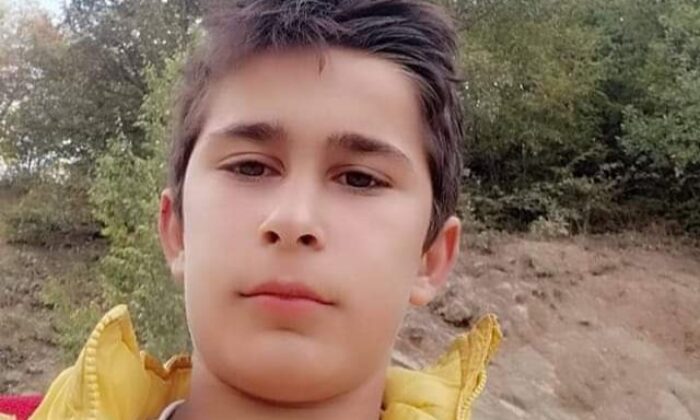 Otomobilin çarptığı çocuk hayatını kaybetti