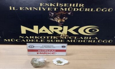 Oyun hamuru kutusunda insanların hayatıyla oynamak isterken yakalandı