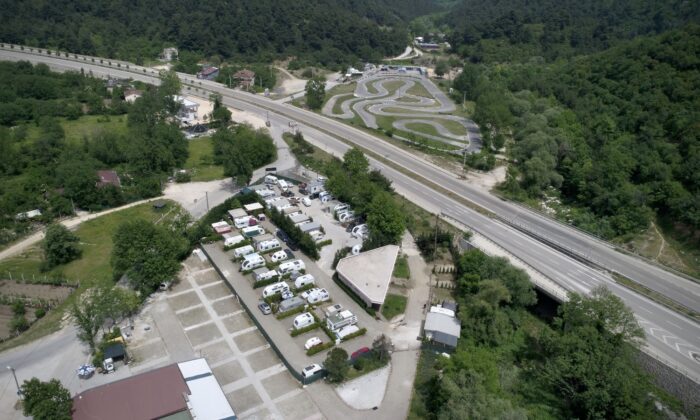 (Özel) 120 metrekareyi 3 metrekareye sığdırıyorlar