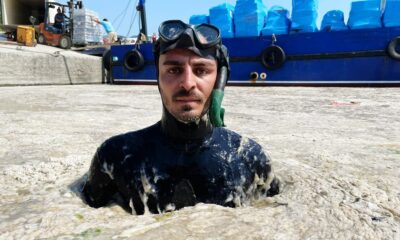 (ÖZEL) Antalyalı ünlü fenomen Marmara’da müsilaja daldı, denizin üstü ve altı içleri acıttı