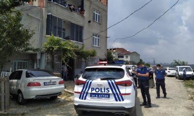 (Özel) Avcılar’da ev boşaltma gerginliğinde kendini yakmaya çalıştı