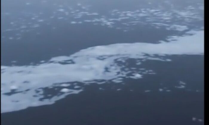 (Özel) Balıkesir’de çevre felaketi…Susurluk’tan geçen çay köpürdü