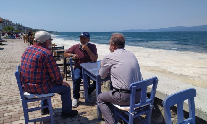 (Özel) Bursa’da müsilaj manzaralı sahil keyfi