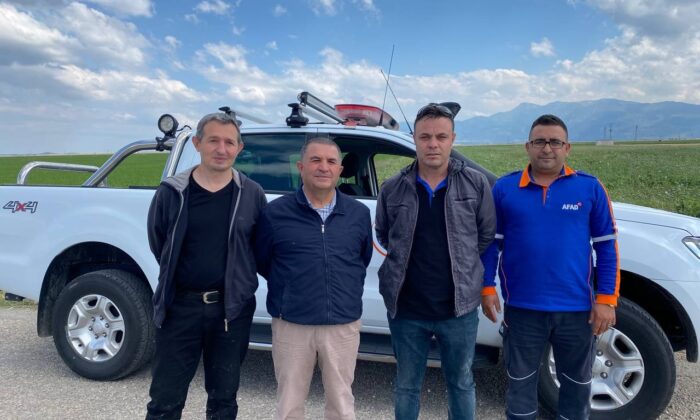 (Özel) Çökme ve yarıkların oluştuğu yol ile ilgili açıklama