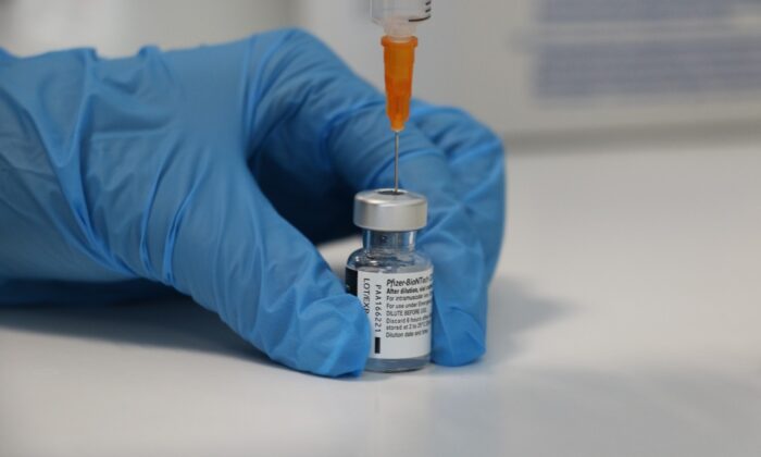 (ÖZEL) Covid-19 aşılama programı tüm hızıyla devam ediyor