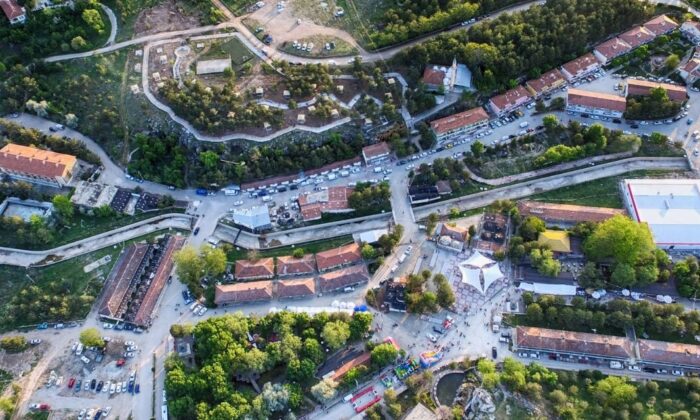 (ÖZEL) Dertlerden kurtaran ‘Salut’ yani Hüdai Kaplıcaları tarih boyunca şifa merkezi oldu