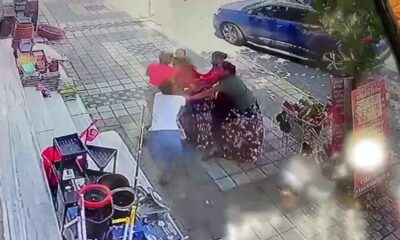 (Özel) Esenyurt’ta yabancı uyruklu kadının parasını çalmaya çalıştırlar, baş edemeyince soyundular