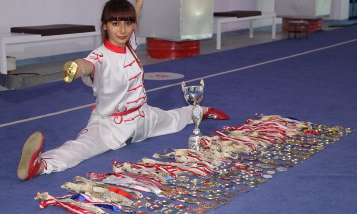 (Özel haber) 11 yıla 150 madalya sığdırdı!