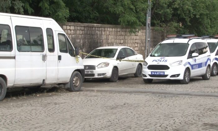 (Özel) Kağıthane’de bir esnaf aracında ölü bulundu