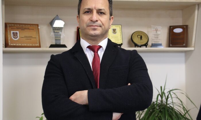 (Özel) Nöroloji Uzmanı Prof. Dr. Karadaş, Covid-19 sonrası geçmeyen ağrılar konusunda uyardı