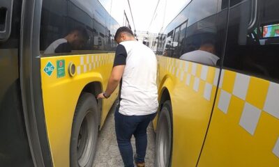 (Özel) Otobüsün üstünde 12 durak giden gencin çılgın yolculuğu kamerada