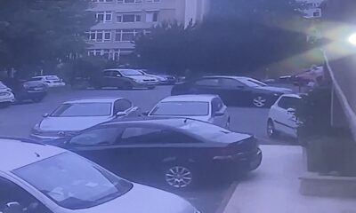 (Özel) Otoparkta bir anda gaza bastı, binaya böyle çarptı