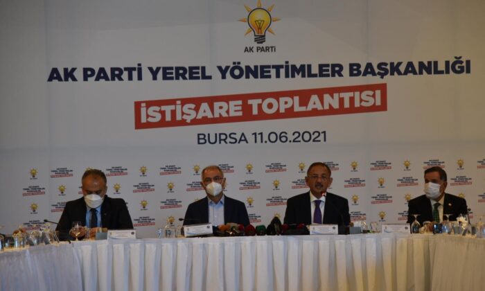 Özhaseki: “İstanbul ve Ankara belediyeleri algı ile yönetiliyor”