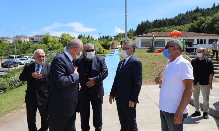 Özlü, muhtarlarla bir araya geldi