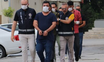 Parayı kaptırdı komiserin kolunu ısırdı