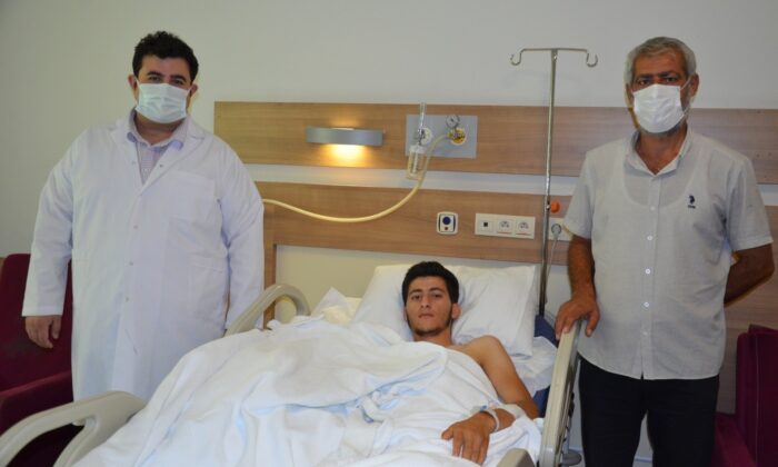 Parçalanan el, Şanlıurfa’da ameliyatla dikildi