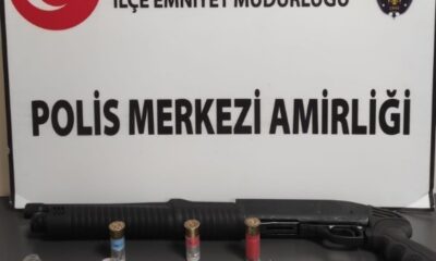 Park halindeki otomobilde uyuşturucu düzeneği ve pompalı tüfek ele geçirildi