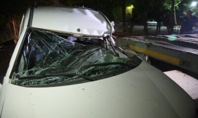 Park halindeki tıra çarpan hafif ticari aracın sürücüsü ağır yaralandı