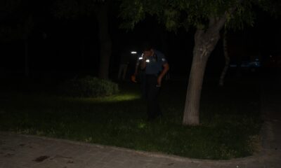 Parkta oturan genç maganda kurşunuyla yaralandı